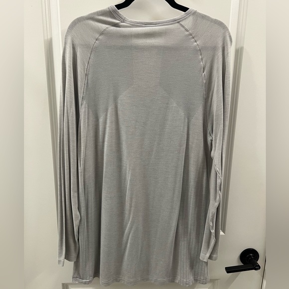 Gymshark Retake Seamless Long Sleeve T-Shirt / Gray / M - Picture 4 of 4